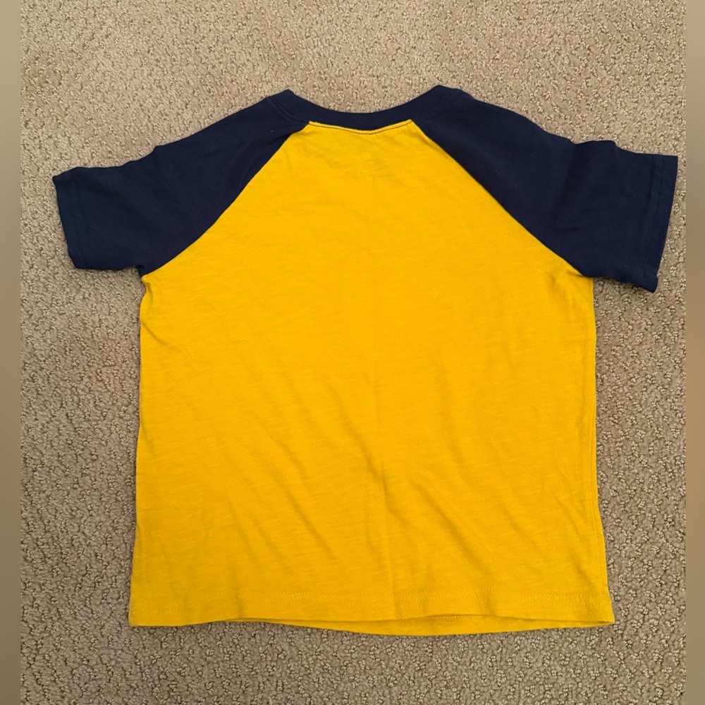 Toy Story Buzz and Woody boys shirt. Size 5T - Picture 4 of 4